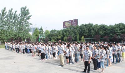 2015合肥伟易博彩晶事业部消防演练：“清静第一，，，预防为主”